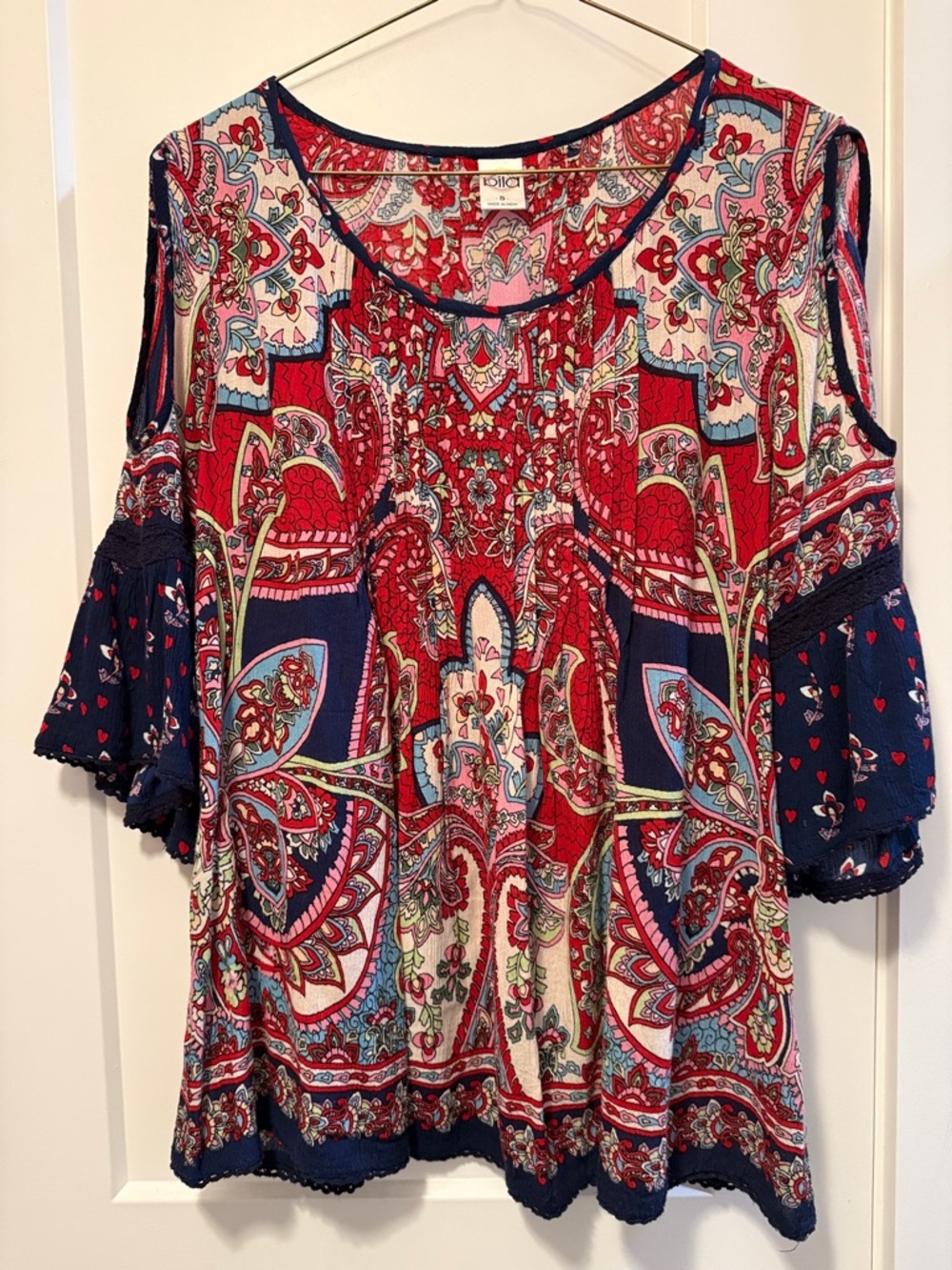 Bila Women's Cold Shoulder Red & Navy Paisley Blouse Size S